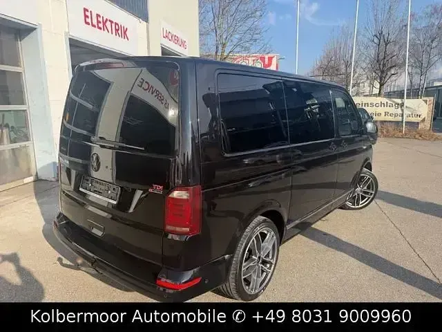 Używany VW Multivan Highline 204 KM (150 kW) 2016 Czarny Minivan