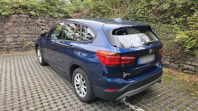 Gebraucht BMW X1 Sport Line 192 PS (141 kW) 2018 Blau SUV
