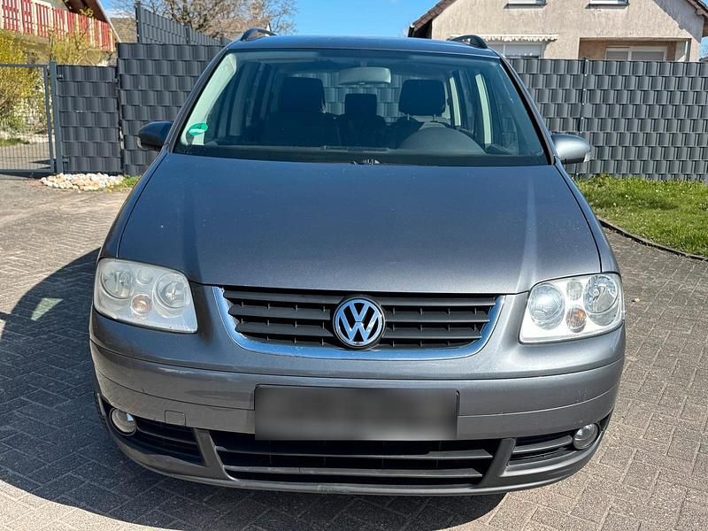 Gebraucht VW Touran 105 PS (77 kW) 2005 Grau Van / Kleinbus
