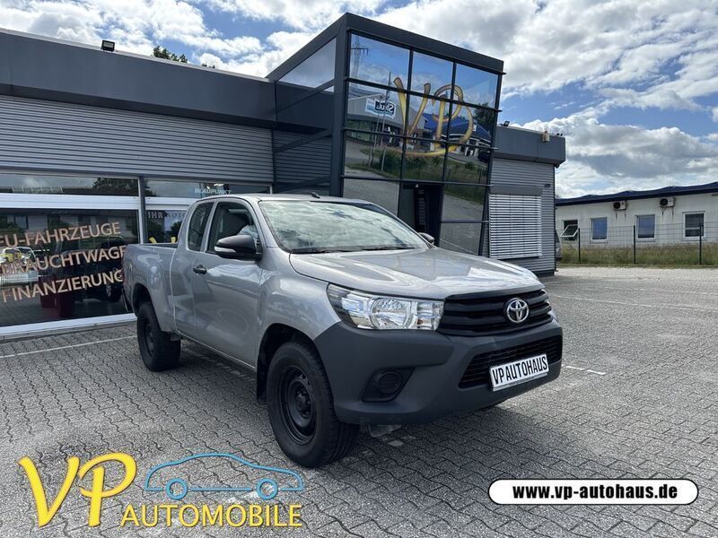 Silber Gebraucht 2016 Toyota HiLux Abholung | 20.900 € (Superpreis) - Bild 1/4