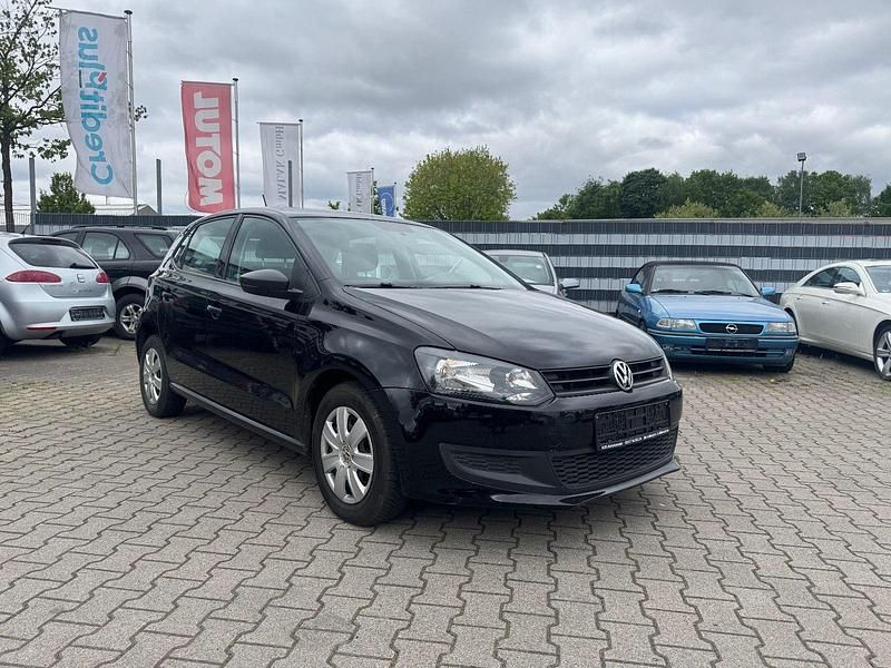 Schwarz Gebraucht 2010 VW Polo Trendline Kleinwagen | 6.150 € (Fairer Preis) - Bild 1/4