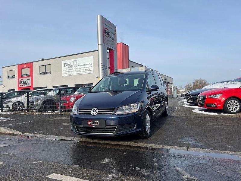 Gebraucht VW Sharan Comfortline 150 PS (110 kW) 2012 Blau Van / Kleinbus