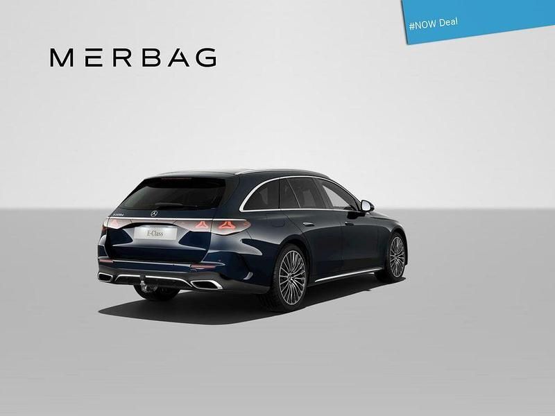 Neu Mercedes E220 197 PS (144 kW) 2026 Blau Kombi