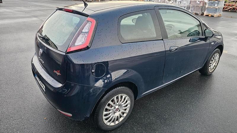 Gebraucht Fiat Punto 2014 Blau Kleinwagen