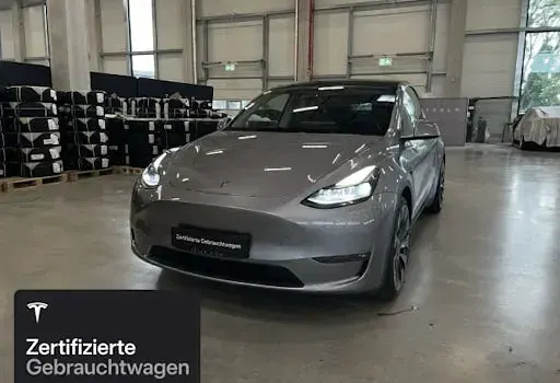 Gebraucht Tesla Model Y Performance 321 kW (437 PS) 2023 Silber SUV