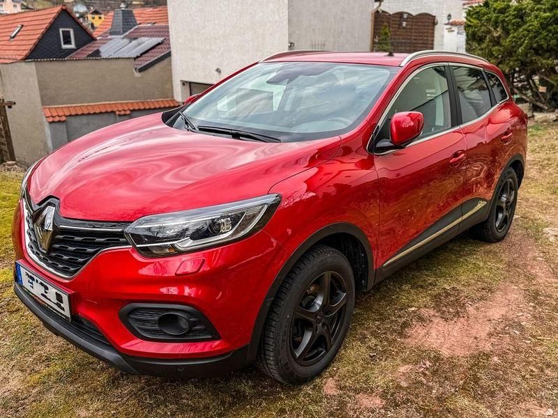 Gebraucht Renault Kadjar 140 PS (102 kW) 2019 Rot SUV