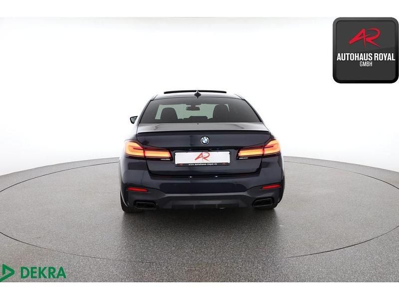 Gebraucht BMW M550 530 PS (389 kW) 2022 Schwarz (metallic) Limousine