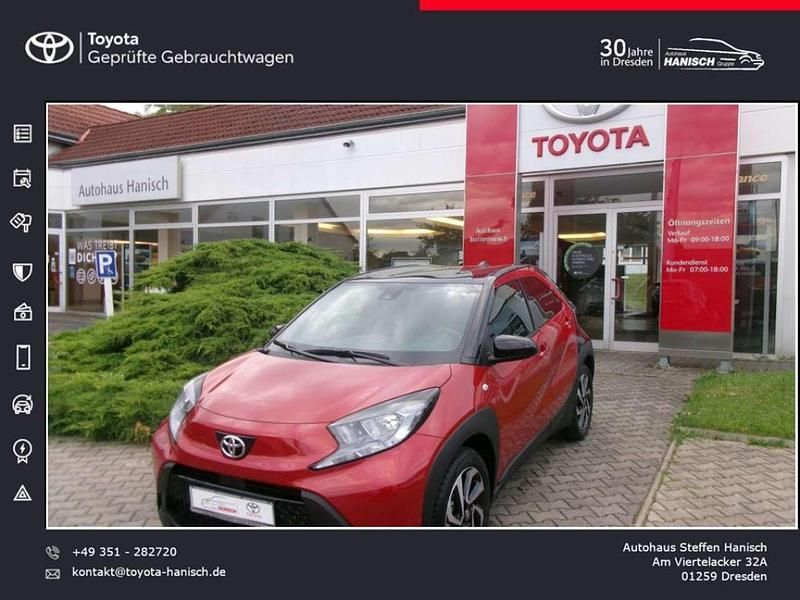 Chili red perl/dach schwarz Neu 2025 Toyota Aygo Kleinwagen | 18.990 € - Bild 1/4