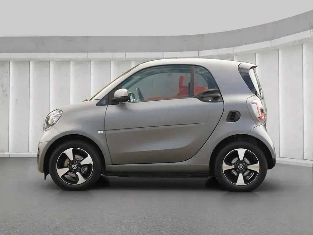 Gebraucht Smart ForTwo Electric Drive 60 kW (82 PS) 2024 Grau