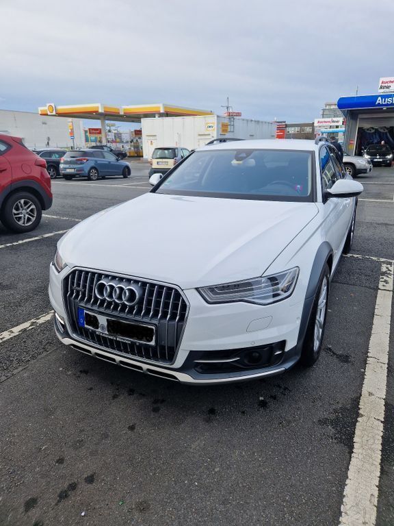 Weiß Gebraucht 2016 Audi A6 Allroad Ambiente Kombi | 15.600 € (Superpreis) - Bild 1/4