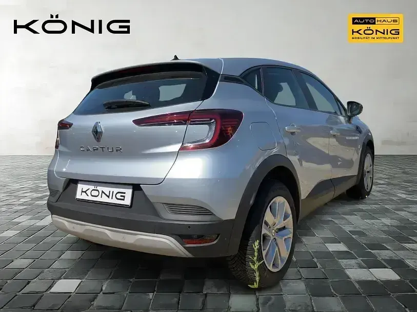 Używany Renault Captur Evolution 140 KM (102 kW) 2023 Szary SUV