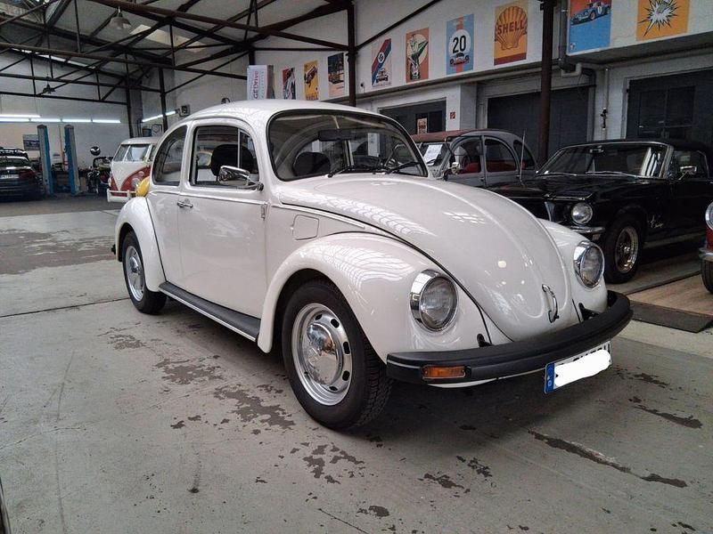 Weiß Gebraucht 1977 VW Käfer Limousine | 18.500 € - Bild 1/4