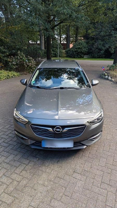 Gebraucht Opel Insignia 170 PS (125 kW) 2017 Silber Kombi
