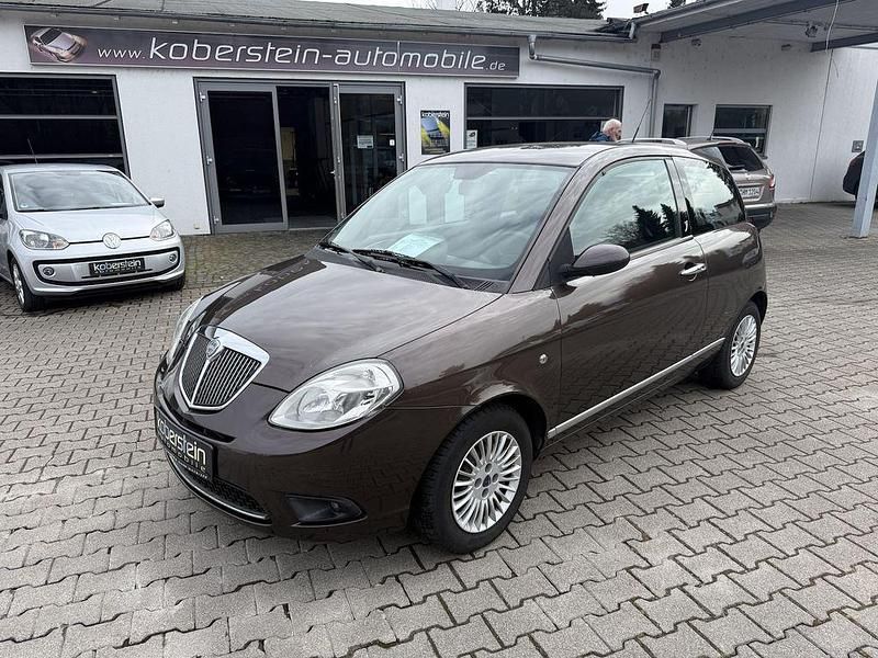 Gebraucht Lancia Ypsilon 77 PS (56 kW) 2009 Braun Kleinwagen