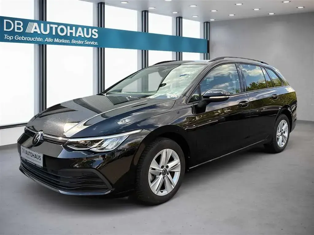 Gebraucht VW Golf VIII Life 110 PS (80 kW) 2024 Kombi