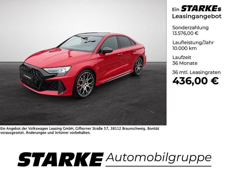 Rot (progressivrot metallic) Gebraucht 2024 Audi RS3 Ambiente Kleinwagen | 67.880 € (Etwas zu teuer) - Bild 1/4