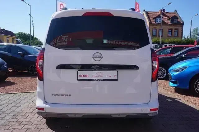 Gebraucht Nissan Townstar 360º 131 PS (96 kW) 2023 Weiß Kombi