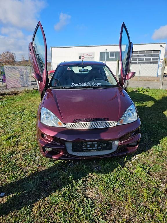 Gebraucht Ford Focus 116 PS (85 kW) 2001 Violet Limousine