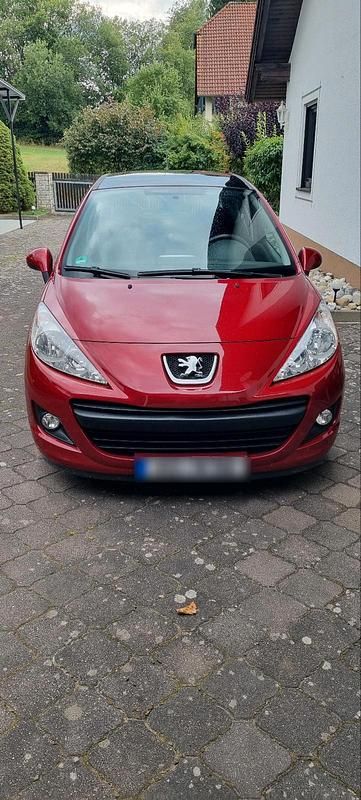 Rot Gebraucht 2011 Peugeot 207 Urban Move Limousine | 3.495 € (Fairer Preis) - Bild 1/4