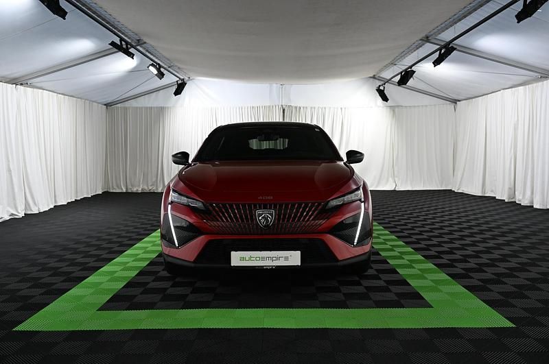 Gebraucht Peugeot 408 GT 224 PS (164 kW) 2023 Rot Limousine