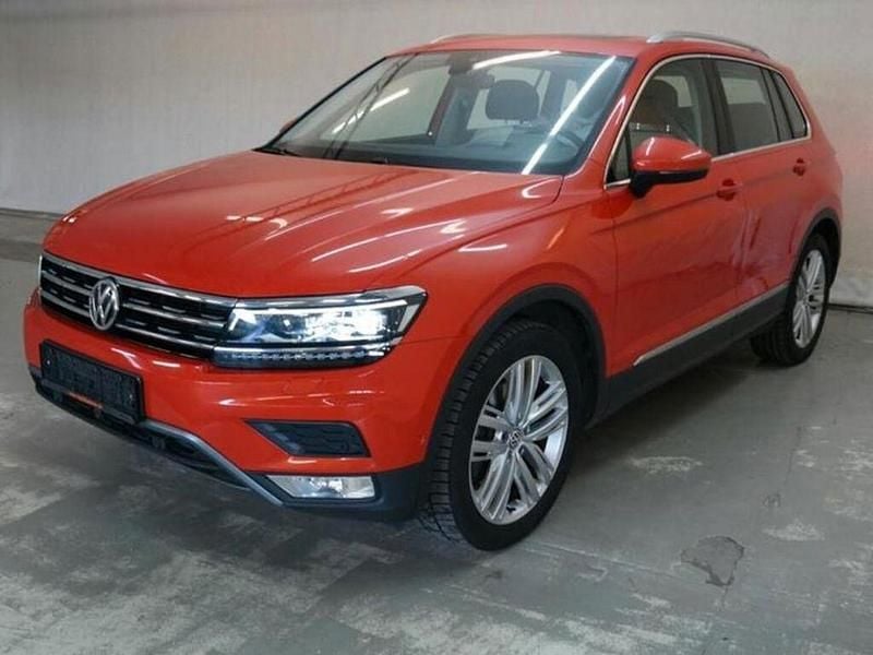 Orange Gebraucht 2016 VW Tiguan Highline SUV | 9.950 € - Bild 1/4
