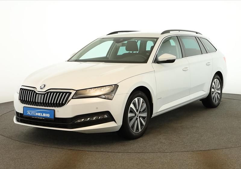 Gebraucht Skoda Superb Ambition 200 PS (147 kW) 2022 Moon white perleffekt Kombi