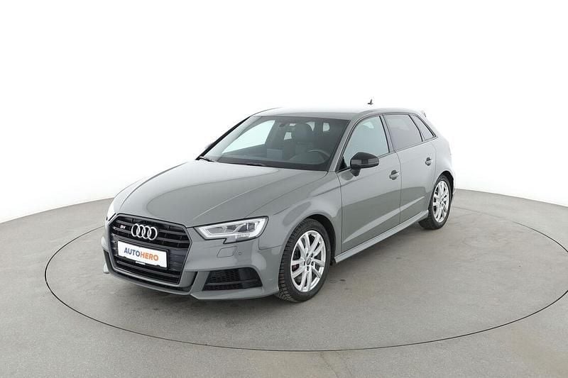 Gebraucht Audi S3 Exclusive 301 PS (221 kW) 2019 Grau Limousine