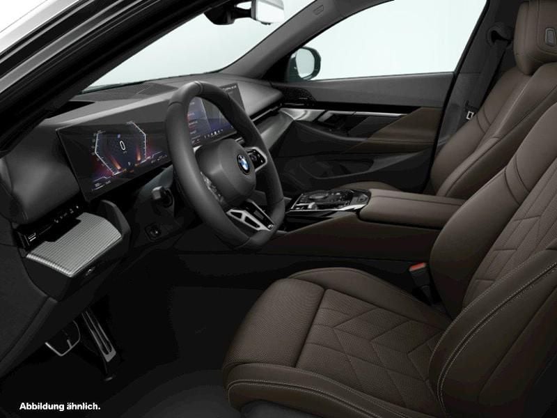 Schwarz Gebraucht 2025 BMW 520 Kombi | 55.705 € (Guter Preis) - Bild 1/1