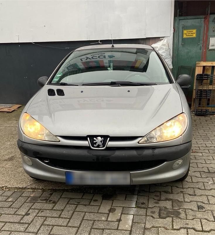 Gebraucht Peugeot 206 2004 Silber Limousine