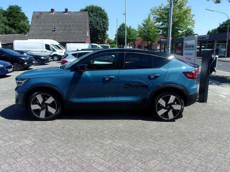 Gebraucht Volvo C40 300 kW (408 PS) 2021 Fjord blue / metallic SUV