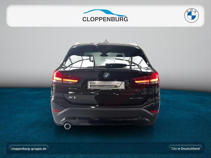 Second-hand BMW X1 Advantage 220 CP (161 kW) 2020 Negru SUV