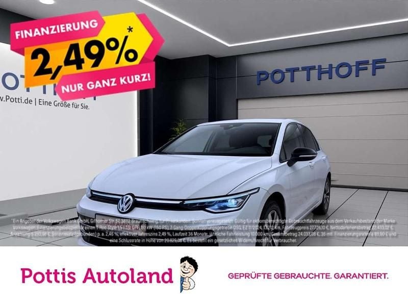 Weiss Gebraucht 2025 VW Golf VIII Goal Limousine | 24.777 € (Superpreis) - Bild 1/4