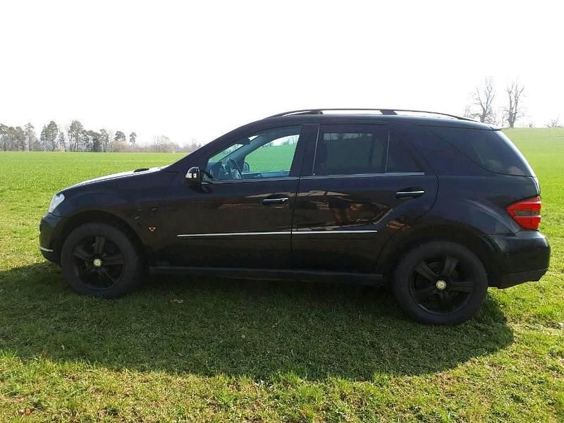 Gebraucht Mercedes ML420 306 PS (225 kW) 2006 Schwarz SUV