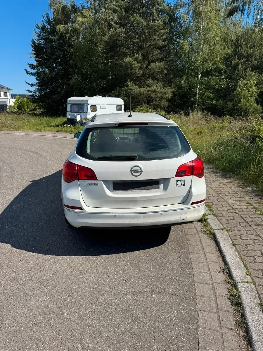 Occasion Opel Astra 115 ch (84 kW) 2013 Blanc Break