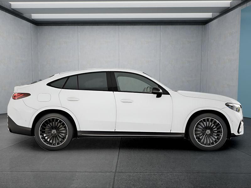 Weiß Gebraucht 2023 Mercedes GLC300e SUV | 70.299 € - Bild 1/4