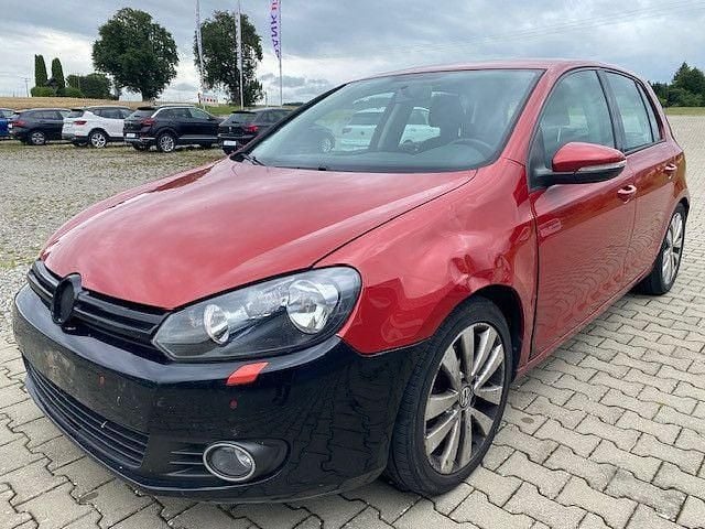 Rot Gebraucht 2011 VW Golf VI Highline Limousine | 2.690 € (Superpreis) - Bild 1/4