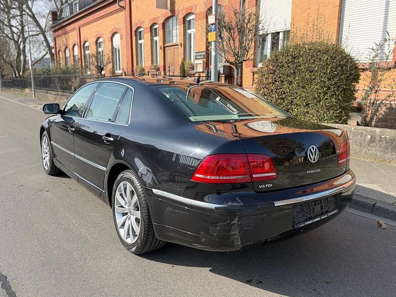 Usata VW Phaeton 239 CV (175 kW) 2011 Nero Berlina