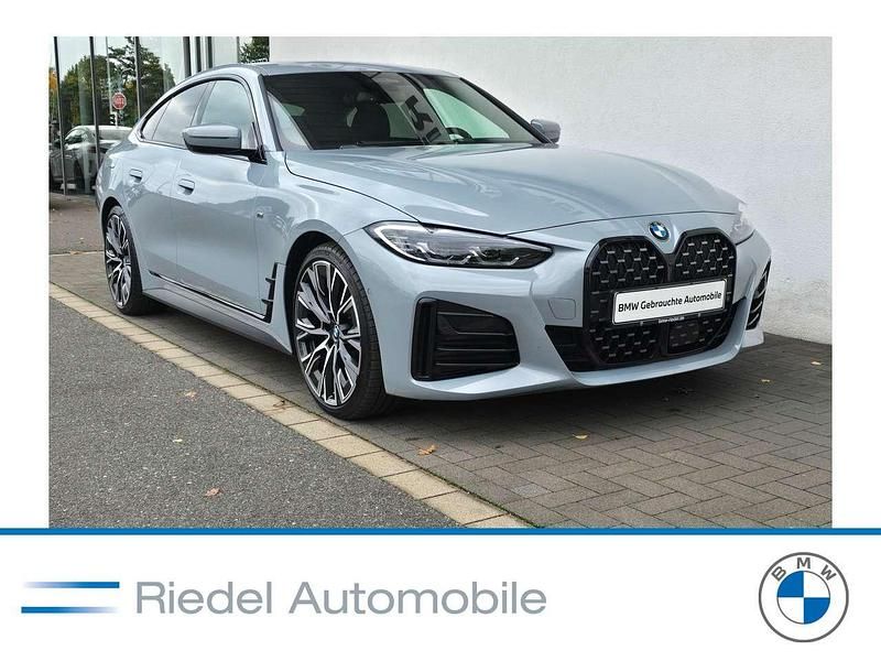 M brooklyn grau Gebraucht 2024 BMW 420 Gran Coupé M Sport Coupé | 43.690 € (Fairer Preis) - Bild 1/3
