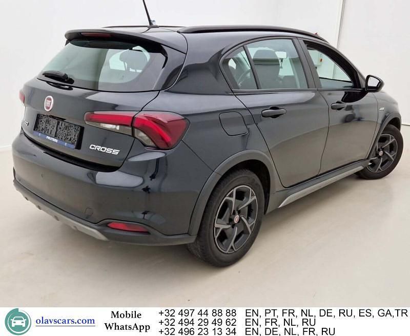 Gebraucht Fiat Tipo Cross 95 PS (69 kW) 2022 Schwarz Limousine