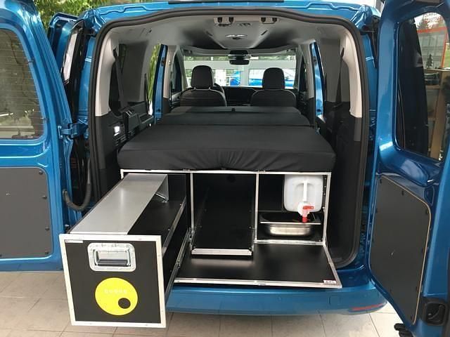 Gebraucht 2023 VW Caddy Maxi Style Van / Kleinbus | 36.880 € (Etwas zu teuer) - Bild 1/1