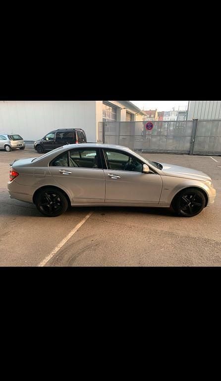 Gebraucht Mercedes C230 204 PS (150 kW) 2008 Silber Limousine