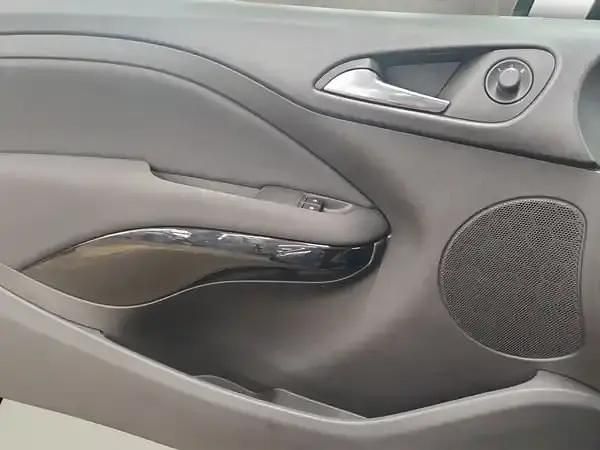 Gebraucht Opel Adam 87 PS (63 kW) 2018 Light grey (metallic) Kleinwagen