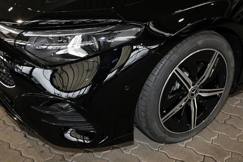 Gebraucht Mercedes CLA200 AMG 163 PS (119 kW) 2026 Unilack nachtschwarz Coupé