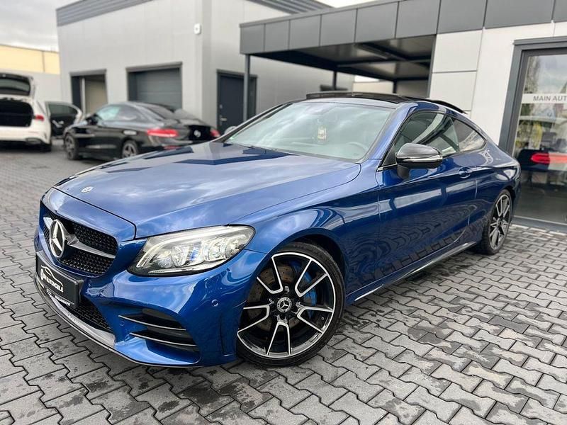Gebraucht Mercedes C300 AMG 258 PS (189 kW) 2019 Blau Coupé