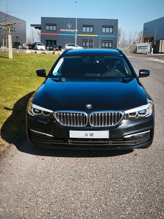 Gebraucht BMW 520 190 PS (139 kW) 2020 Schwarz Kombi