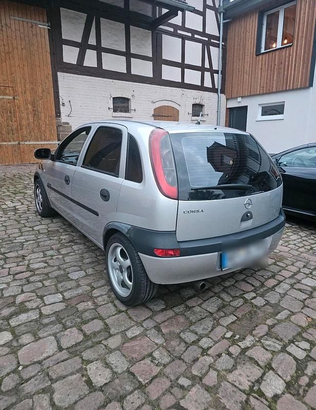 Silber Gebraucht 2003 Opel Corsa Kleinwagen | 1.500 € - Bild 1/4