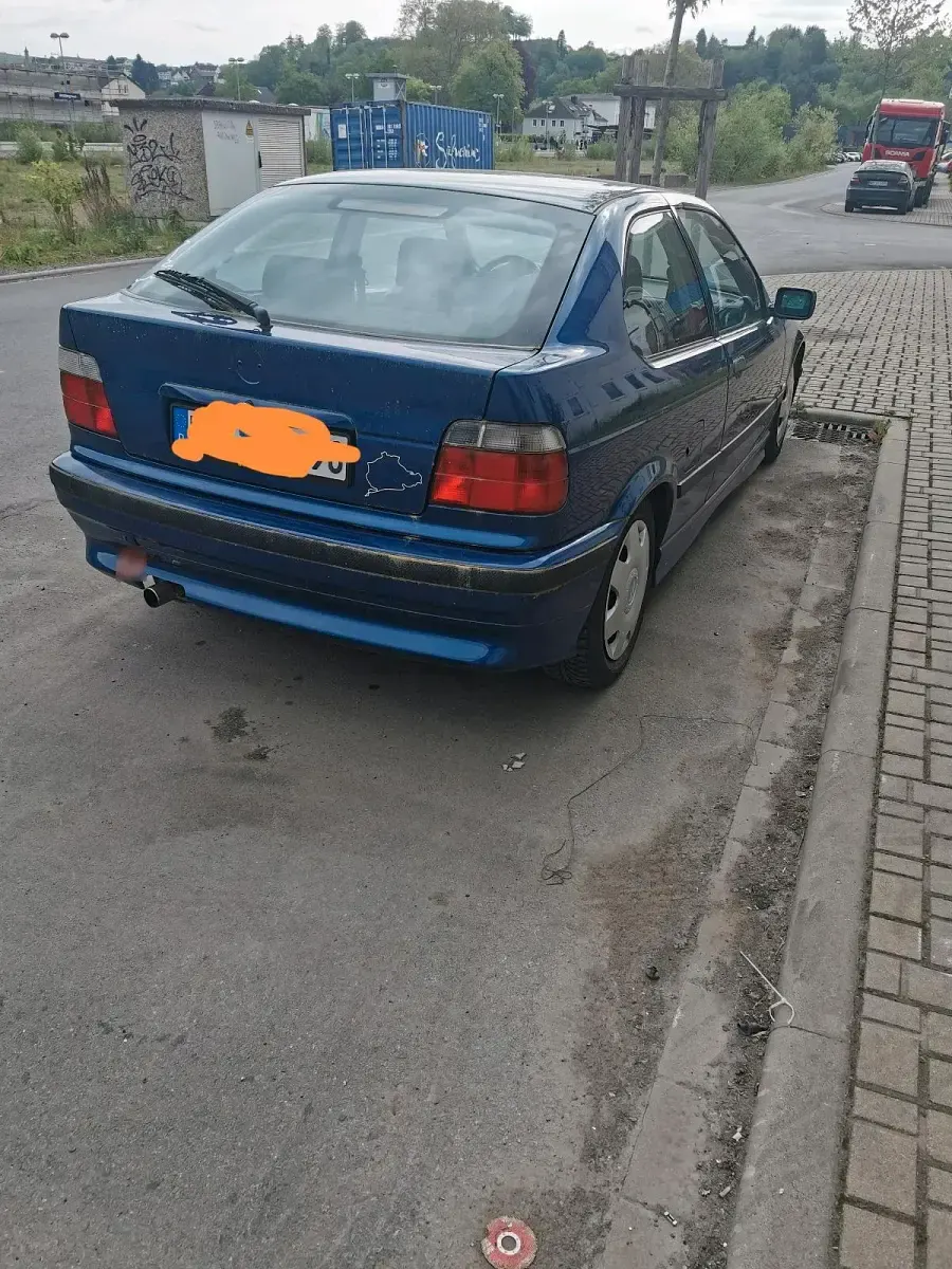 Usata BMW 318 105 CV (77 kW) 2000 Blu Coupé