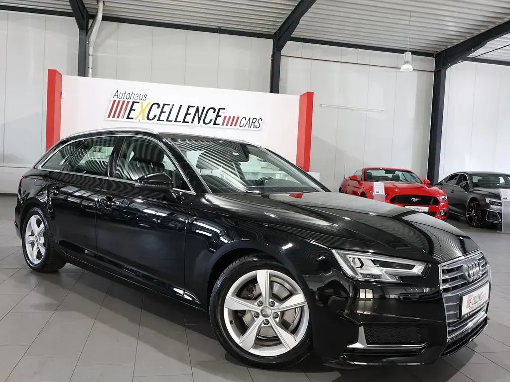 Gebraucht Audi A4 Sport 150 PS (110 kW) 2019 Schwarz Kombi