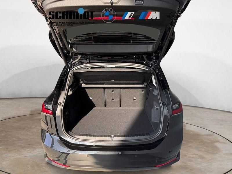 Neu BMW 218 Active Tourer Efficient Dynamics 136 PS (100 kW) 2025 Sapphirschwarz Van / Kleinbus