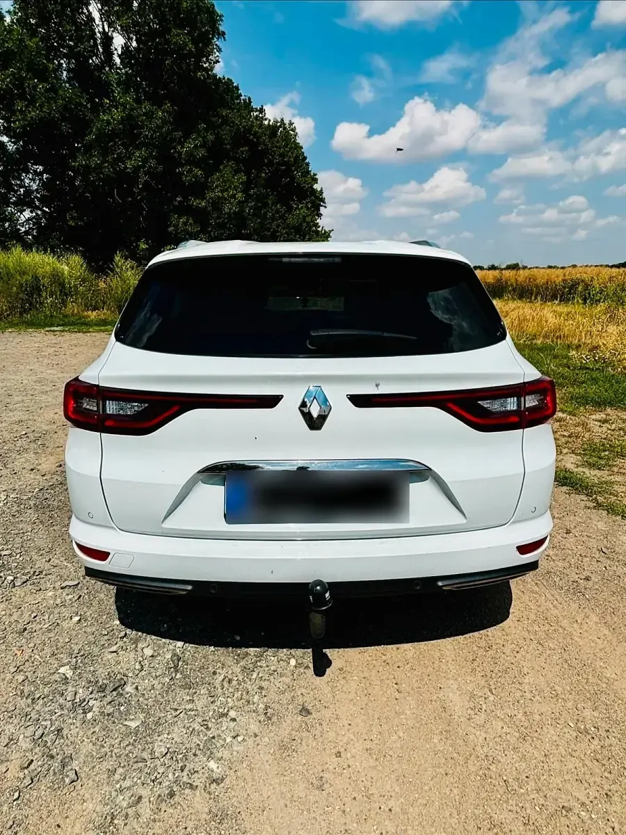 Gebraucht Renault Talisman GrandTour Business 160 PS (117 kW) 2017 Weiß Kombi